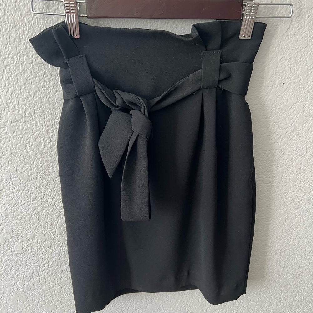 Express- Black Skirt with Tie